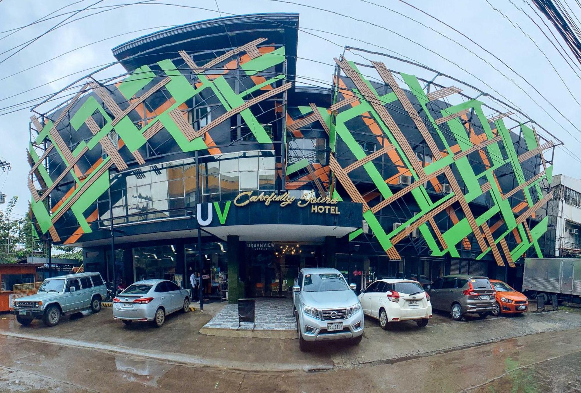 Urbanview At Lacson Street Bacolod City By Reddoorz Extérieur photo
