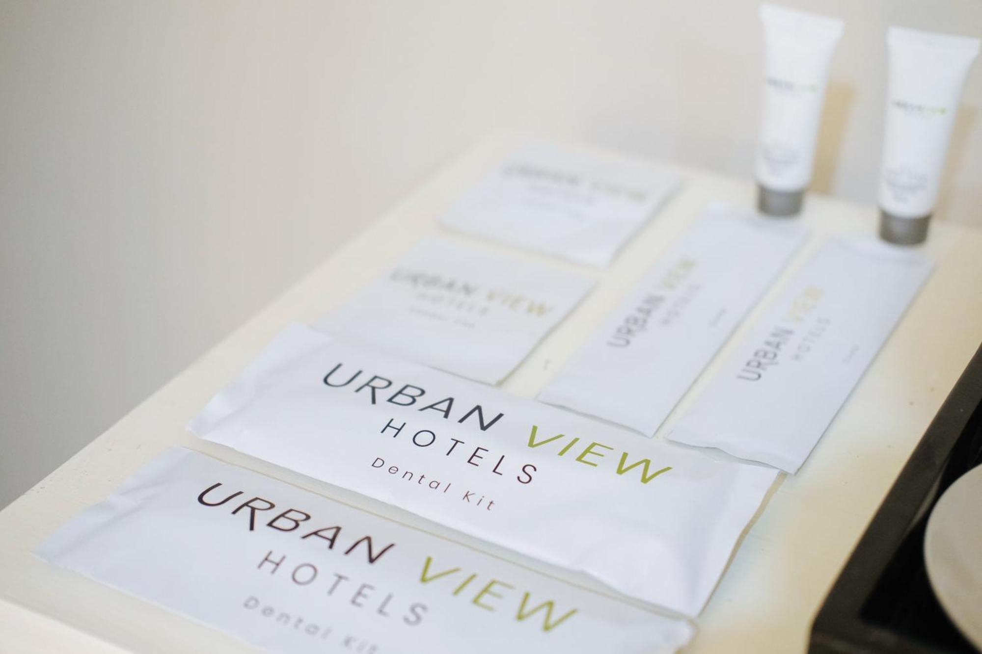 Urbanview At Lacson Street Bacolod City By Reddoorz Chambre photo